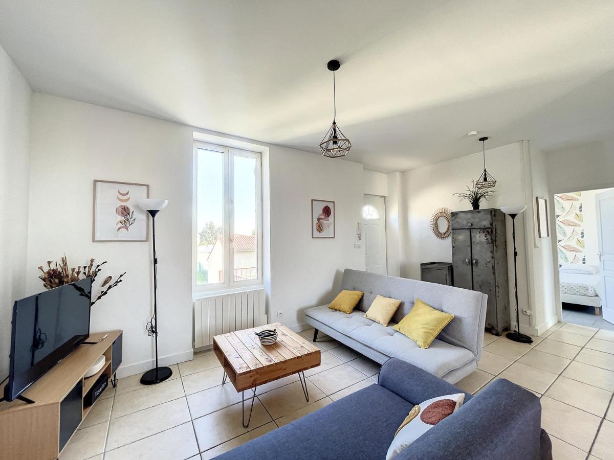 L'Ecrin Des Ecoles Apartment แซงต์-รอมแบร์-ดัลบง ภายนอก รูปภาพ